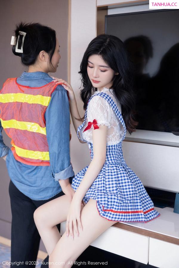  [XiuRen]高清写真图 2023.10.13 No.7509 幼幼 清纯美腿第25张图片